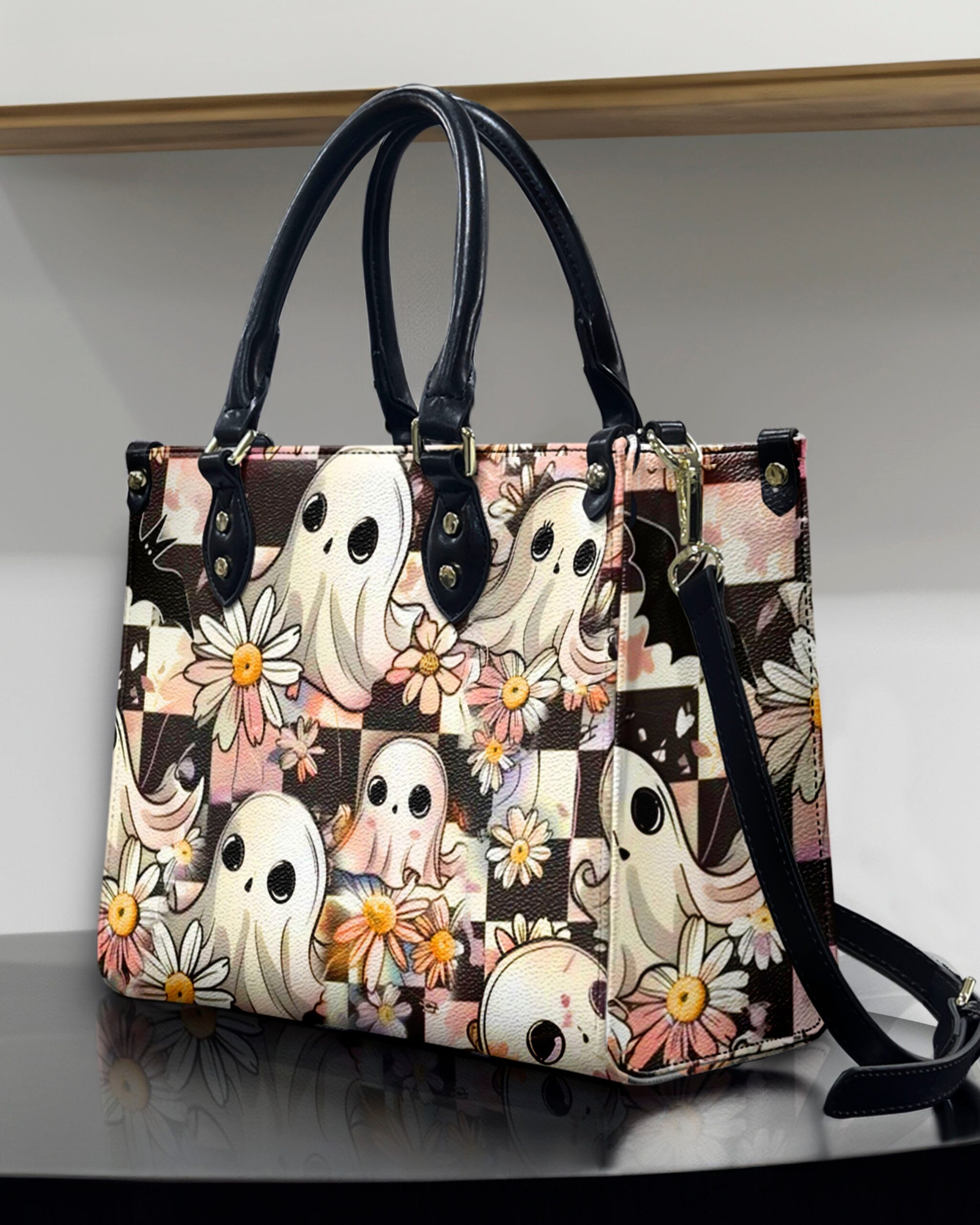 Spooktacular Retro Halloween Leather Handbag 2_85bdda52-bed9-4ecd-a244-a2ff41a105e3.jpg